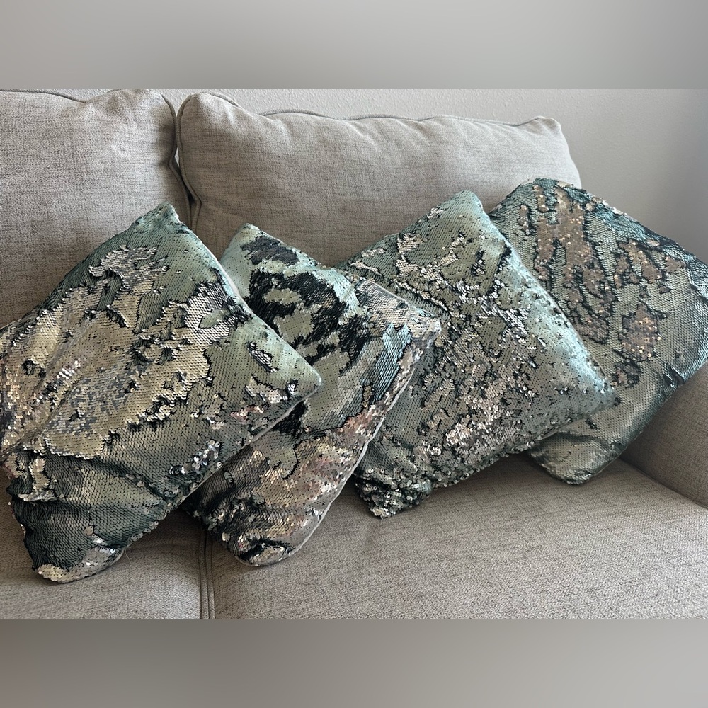 4 Reversible Sequin Pillows